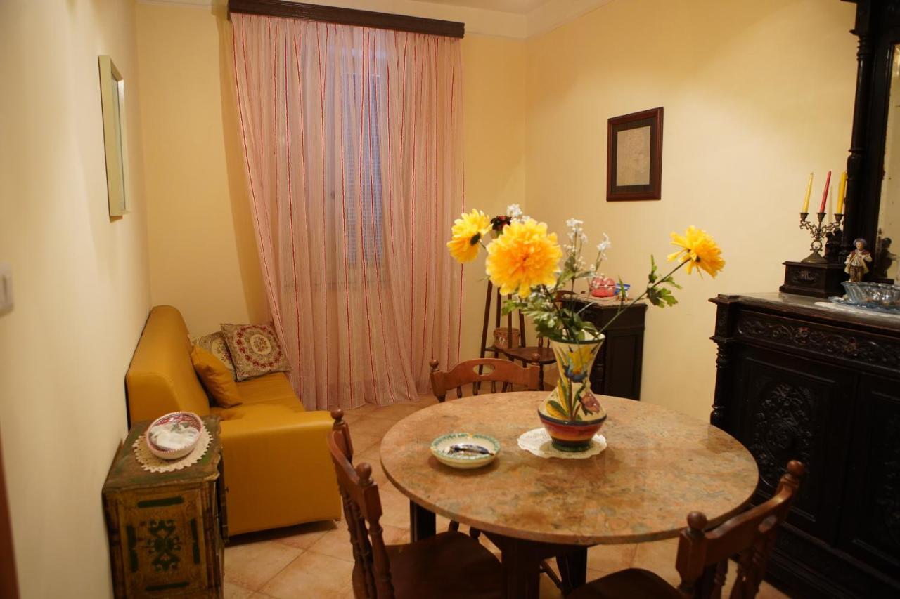 Casa Vacanze Da Rosy Ercolano Luaran gambar